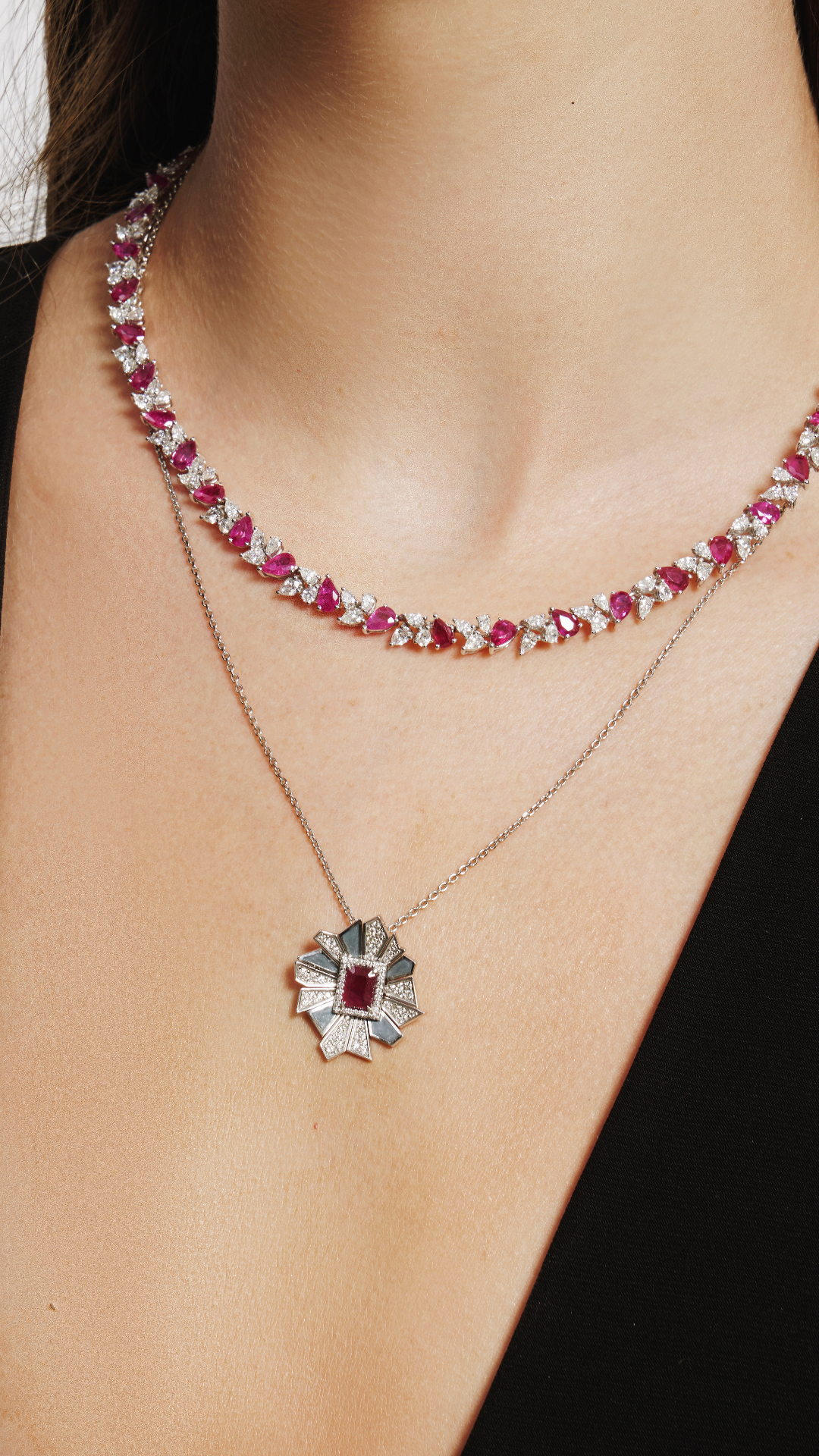Alis Crush Mini Pendant with Rhodium Enamel