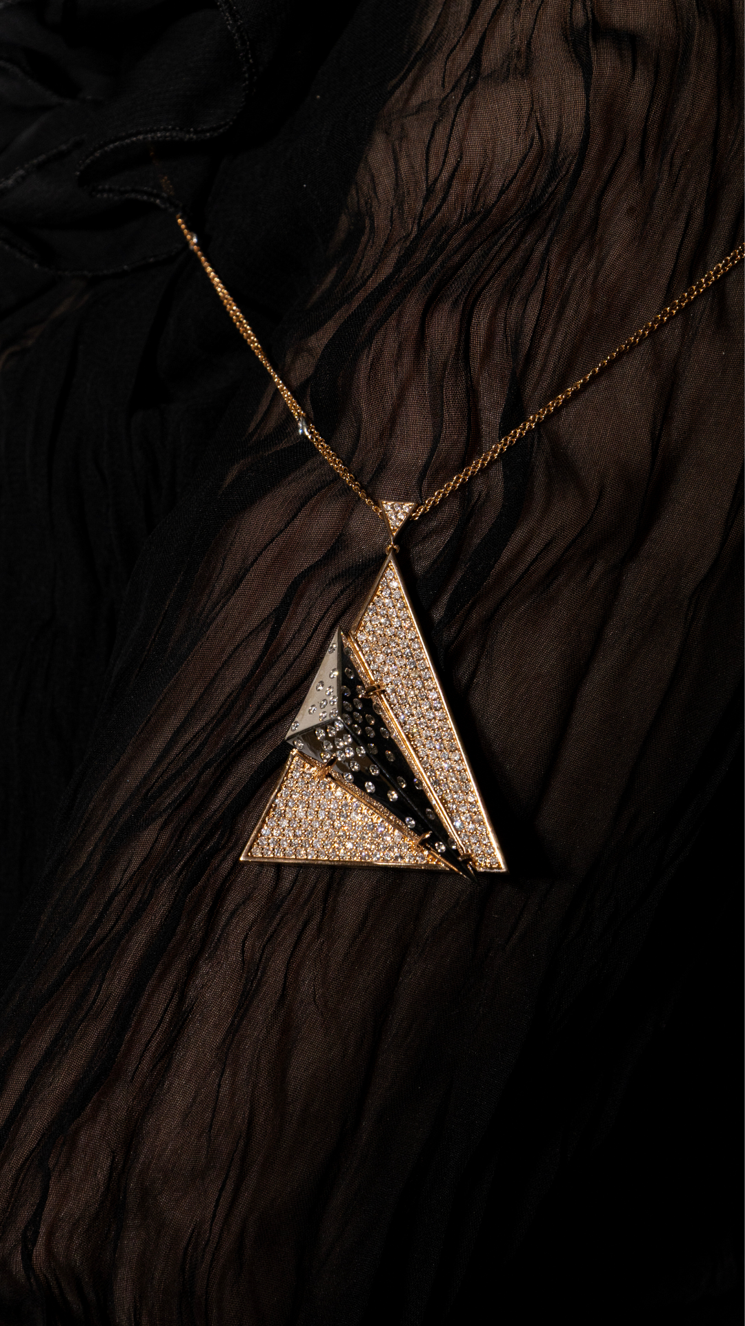 Aztec Medallion All Diamonds