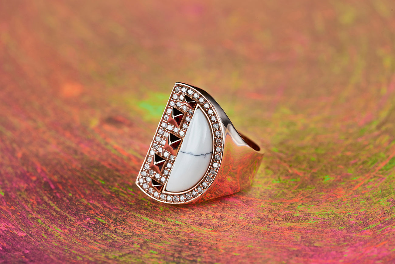 Neutra Cairo Ring - White Agate