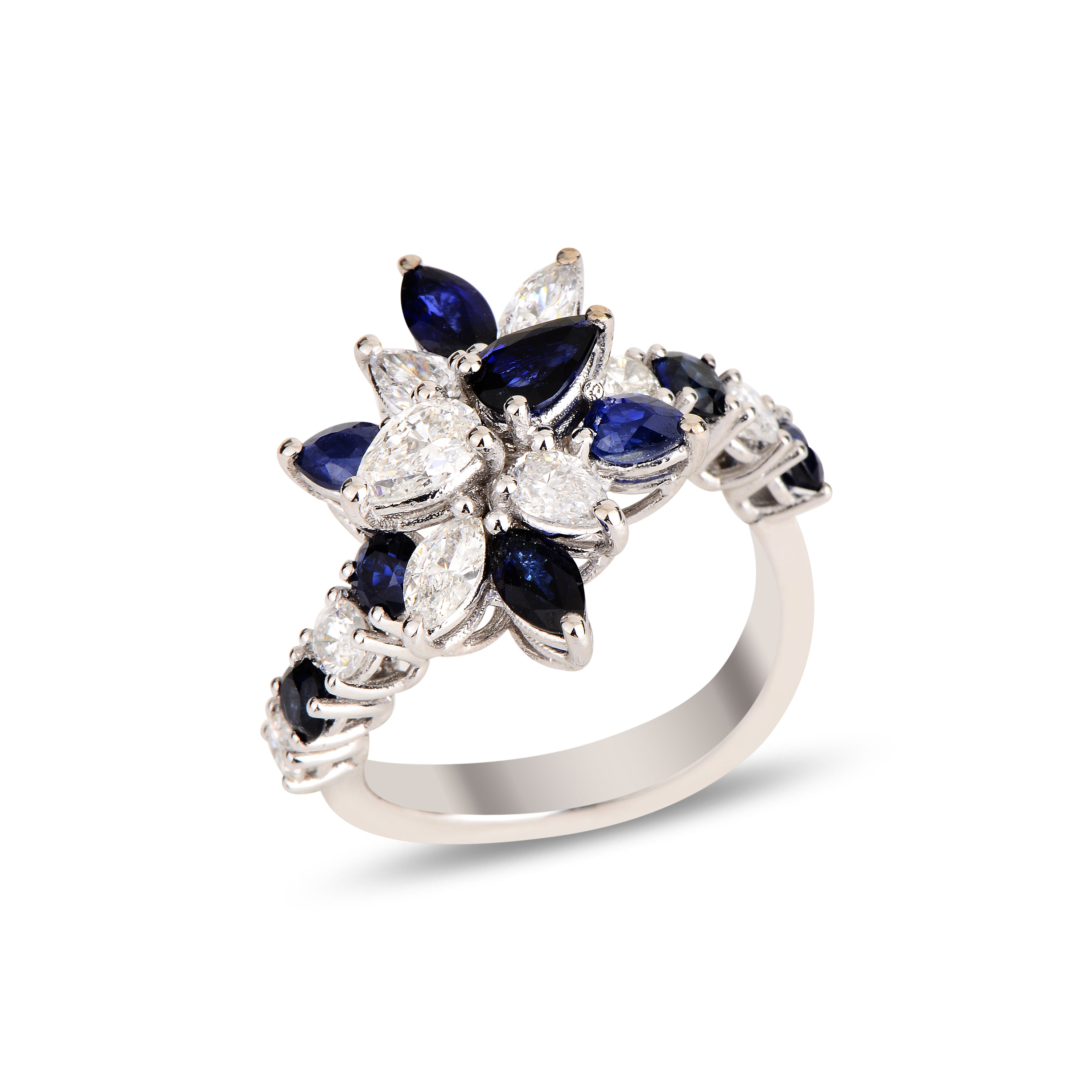 Blossom I Ring with Blue Sapphire