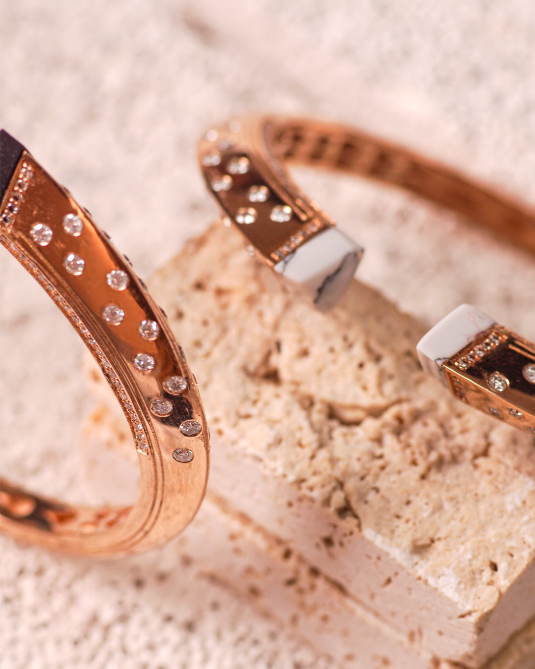 Neutra Balance Bracelet - White Agate