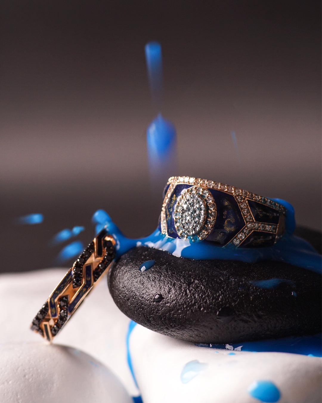 Fizzy Shield Ring With Diamonds - Blue MOP
